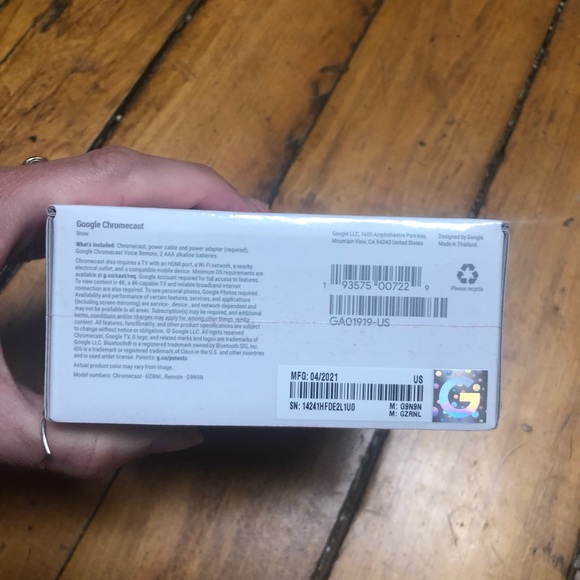 google chromecast 4k with google tv - Picture 2 of 4